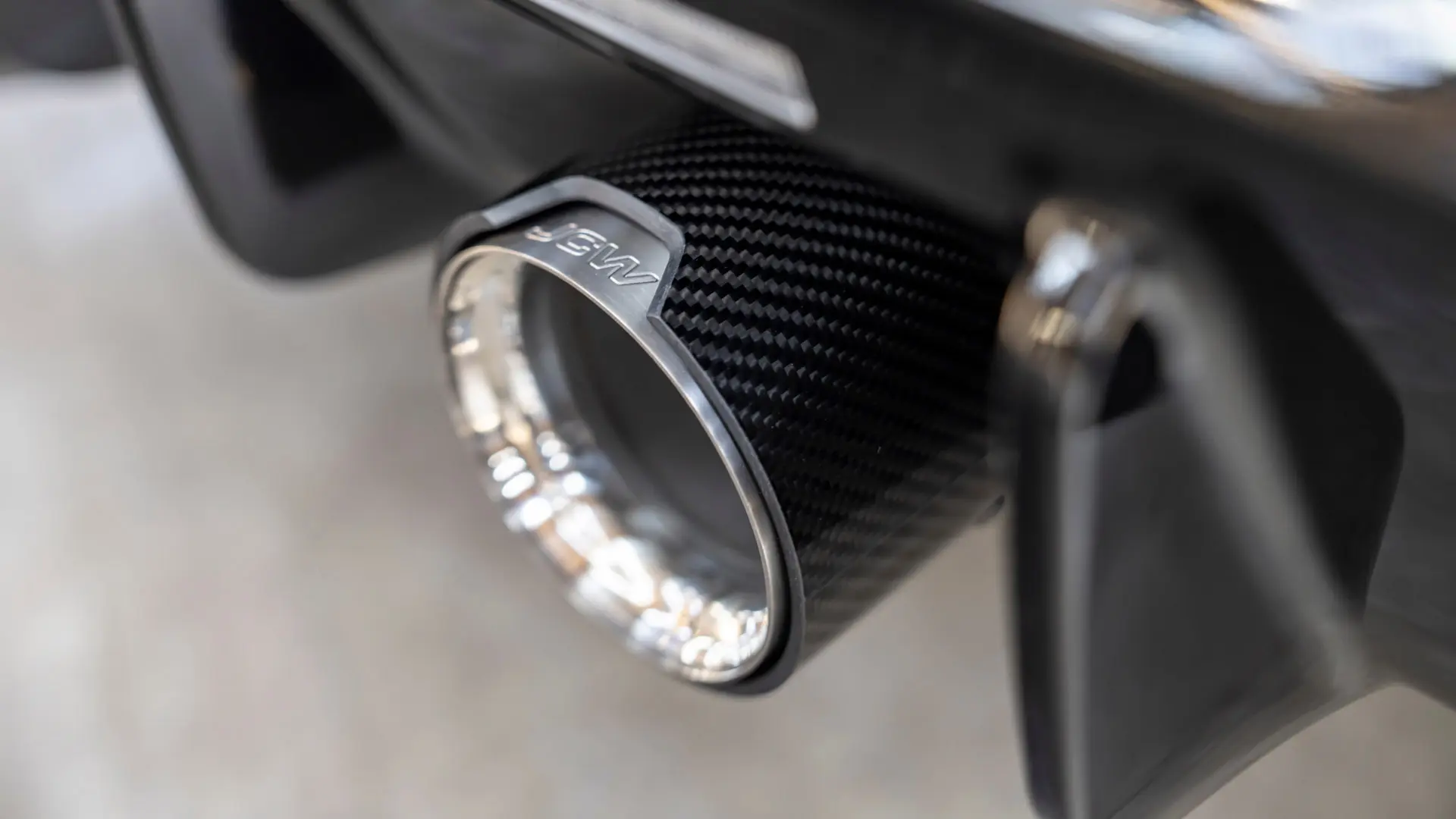 MINI John Cooper Works tailpipe trim can be attached to the exhaust system to give your vehicle that motorsport look. 