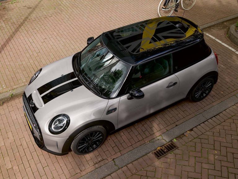 MINI Spring and Summer - mini sport stripes piano black