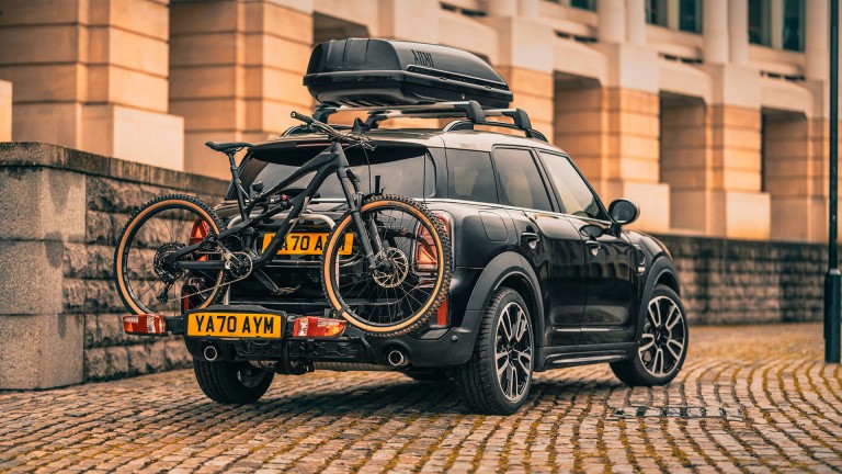 MINI Spring and Summer - rear bike rack on mini countryman