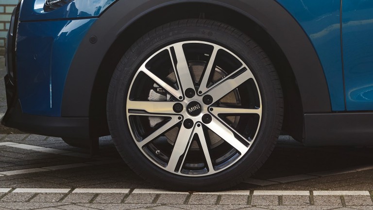 MINI - Tyrelabel - MINI 5-door Hatch Rim