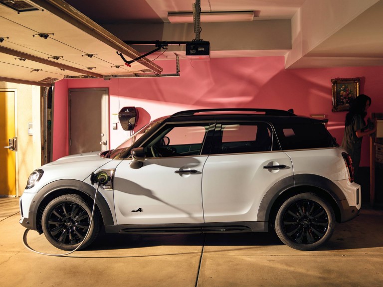 mini emobility – plug in hybrid – phev