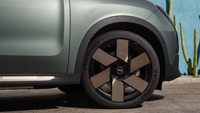 MINI Countryman - exterior - wheel